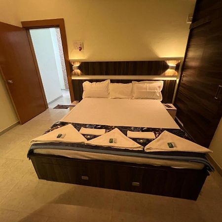 Serenity 1Bhk Apartment, Алібаґ Екстер'єр фото